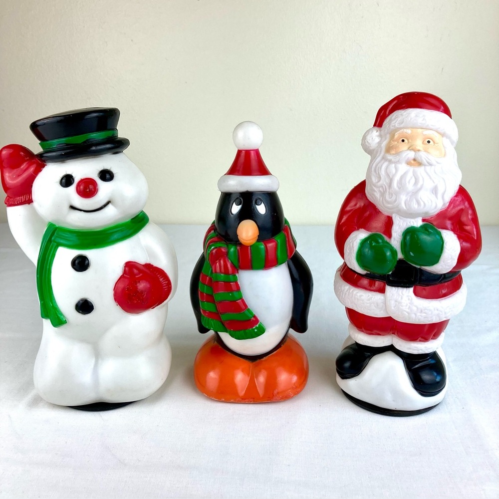 General Foam Blow Mold set 3 Snowman, Chilly Willy Penguin, Santa